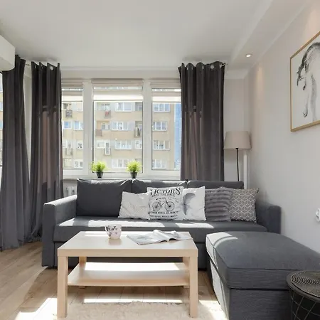 Pet-Friendly Apartment Panska With Ac By Noclegi Renters Варшава Екстер'єр фото